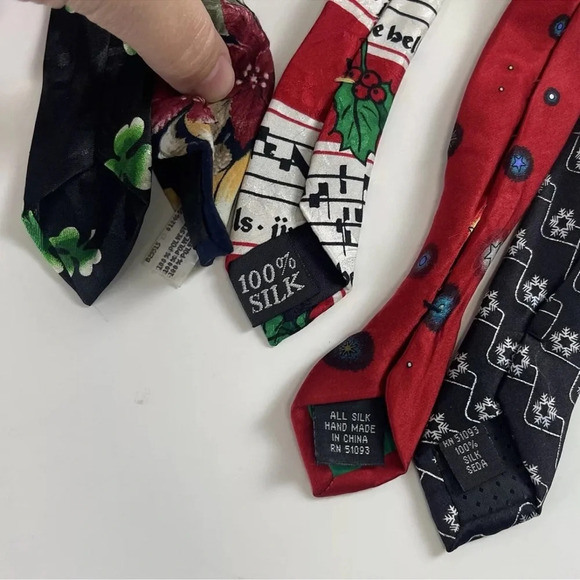Holidays Mens Tie Necktie Multicolor Lot of 5 Christmas New Years St Patricks - Picture 7 of 7